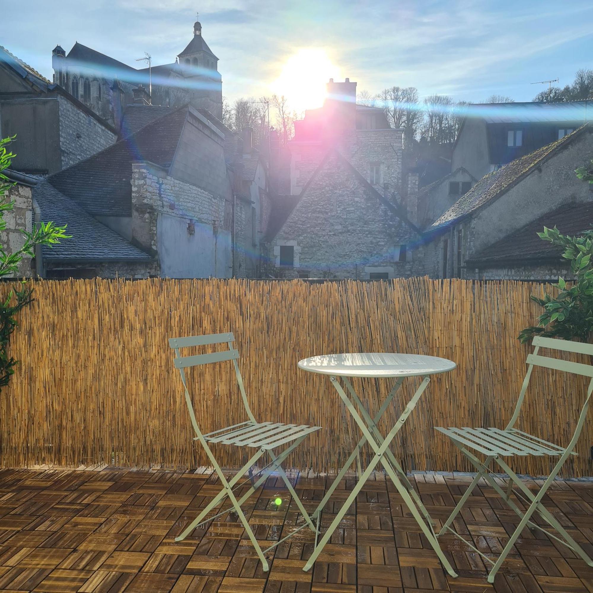 Alba - Terrasse, Local A Velos Et Parking Au Centre Historique Tonnerre Dış mekan fotoğraf